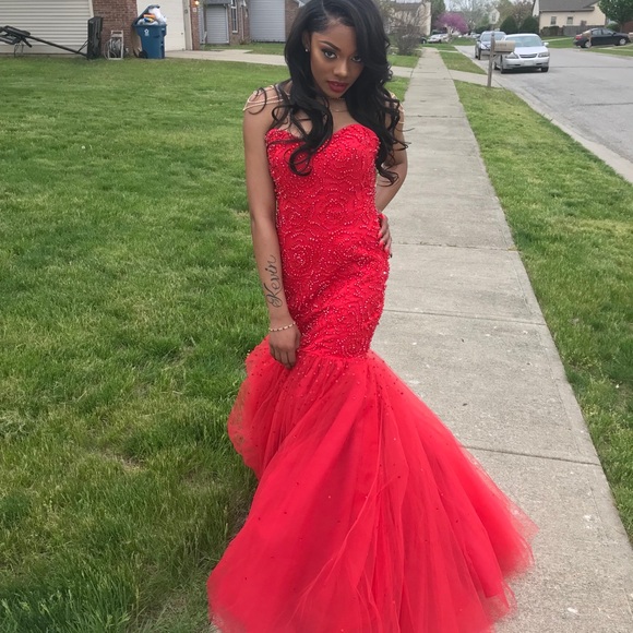 Prom Dress - Picture 4 of 6